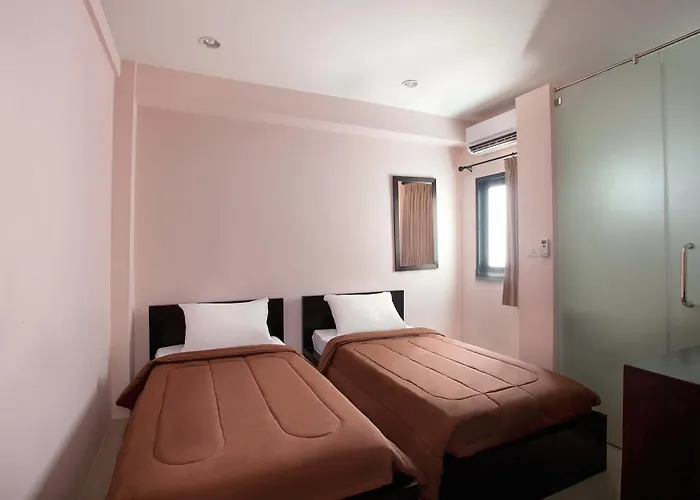 A And A Hotel 2*